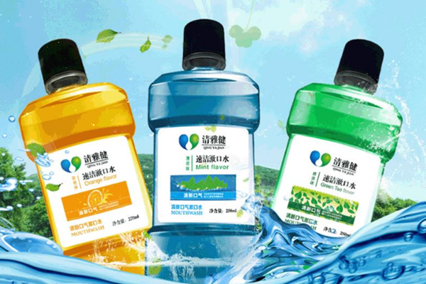 漱口水刷完牙后多久用 漱口水用完后多久可以喝水 漱口水刷完牙后多久用 漱口水用完后多久可以喝水