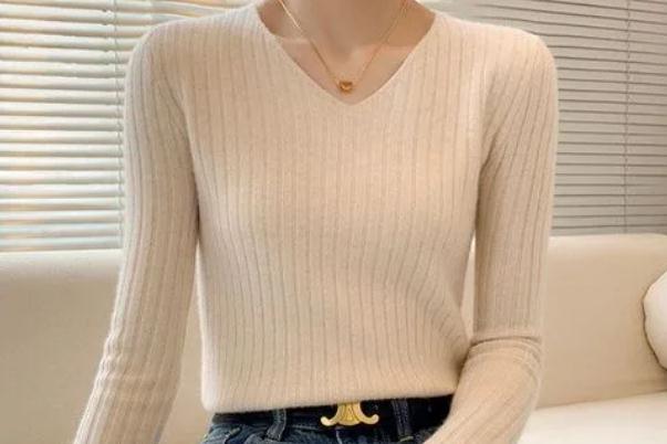 打底衫是秋衣嗎 打底衫是內(nèi)衣嗎 打底衫是秋衣嗎 打底衫是內(nèi)衣嗎