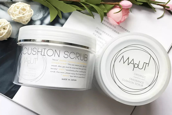 磨砂膏是在沐浴露前還是后 磨砂膏可以當(dāng)沐浴露用嗎 磨砂膏是在沐浴露前還是后 磨砂膏可以當(dāng)沐浴露用嗎