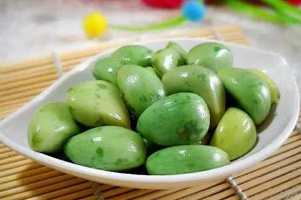 臘八蒜保質(zhì)期是多久 臘八蒜吃多了對身體有害嗎 臘八蒜保質(zhì)期是多久 臘八蒜吃多了對身體有害嗎