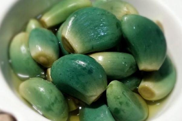 臘八蒜保質(zhì)期是多久 臘八蒜吃多了對身體有害嗎 臘八蒜保質(zhì)期是多久 臘八蒜吃多了對身體有害嗎