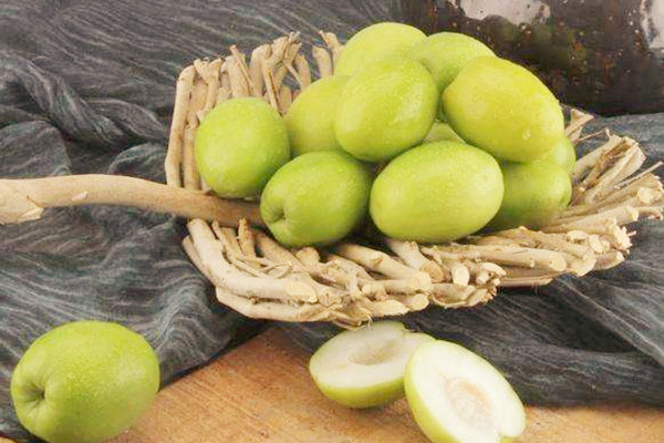 青棗能補(bǔ)血嗎 青棗能煮著吃嗎 青棗能補(bǔ)血嗎 青棗能煮著吃嗎