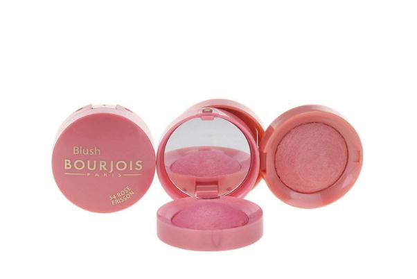 腮紅對皮膚傷害大嗎 腮紅對妝容的重要性 腮紅對皮膚傷害大嗎 腮紅對妝容的重要性