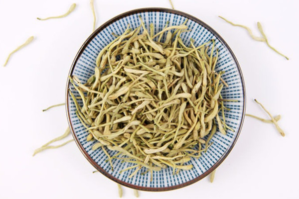 金銀花泡水喝多了會(huì)怎么樣 金銀花如何采摘 金銀花泡水喝多了會(huì)怎么樣 金銀花如何采摘