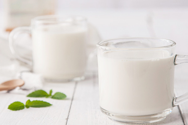 純牛奶喝了能長(zhǎng)高嗎 純牛奶喝了能補(bǔ)鈣嗎 純牛奶喝了能長(zhǎng)高嗎 純牛奶喝了能補(bǔ)鈣嗎