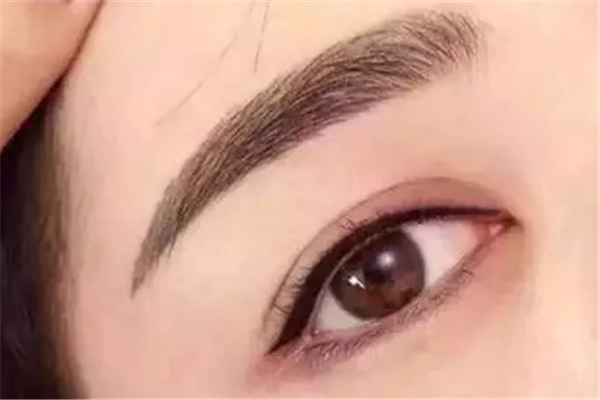 美瞳線會(huì)慢慢消失嗎 美瞳線多久做一次比較好 美瞳線會(huì)慢慢消失嗎 美瞳線多久做一次比較好