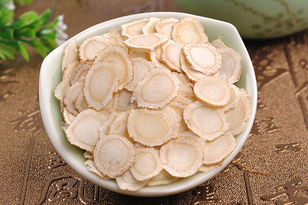 修正西洋參片是涼性還是熱性 修正西洋參片泡水喝會(huì)上火嗎 修正西洋參片是涼性還是熱性 修正西洋參片泡水喝會(huì)上火嗎