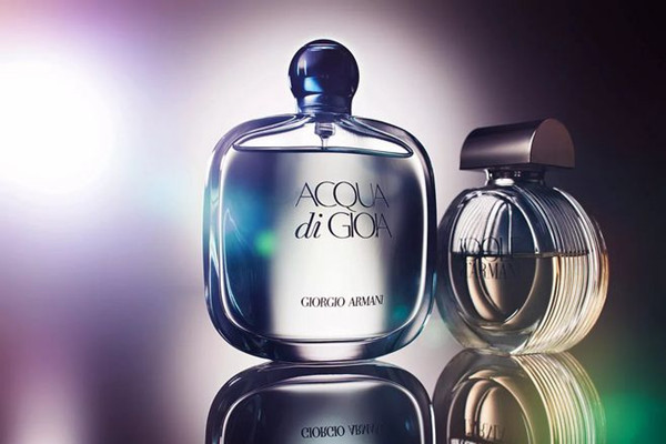 香水噴多了怎么補救 香水噴多了對身體有什么害處 香水噴多了怎么補救 香水噴多了對身體有什么害處