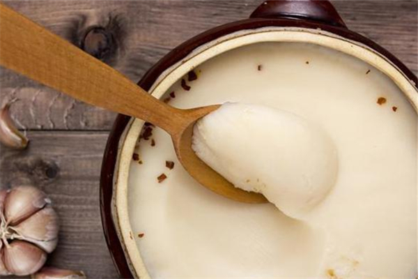 豬油的好處和功效 豬油是起酥油嗎 豬油的好處和功效 豬油是起酥油嗎