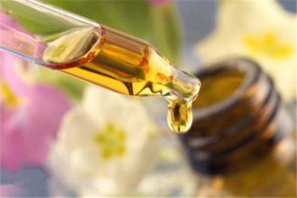 單方精油濃度一般多少 單方精油怎么用于面部