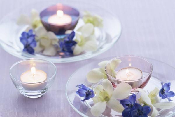 香薰蠟燭要開窗通風(fēng)嗎 點(diǎn)香薰蠟燭為什么中間會有一個(gè)坑