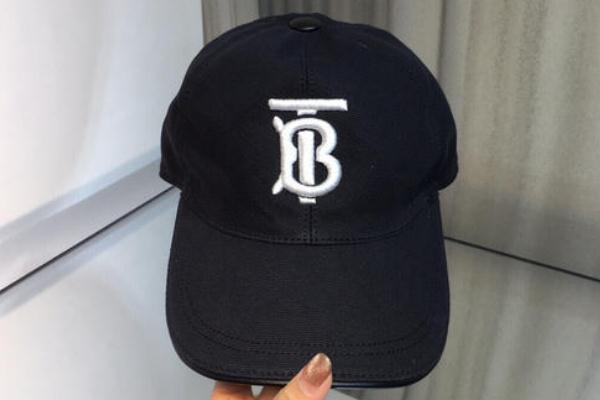 棒球帽變形了怎么恢復(fù) 棒球帽的作用 棒球帽變形了怎么恢復(fù) 棒球帽的作用