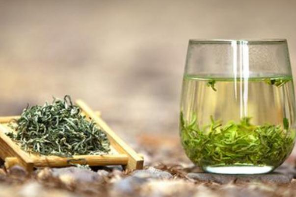 碧螺春要用多少度的水泡 碧螺春要泡幾分鐘 碧螺春要用多少度的水泡 碧螺春要泡幾分鐘