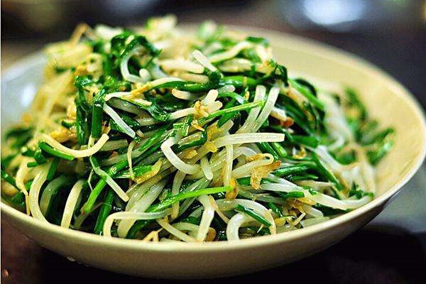 綠豆芽吃不完怎么儲存 綠豆芽放的有點(diǎn)變色能吃嗎 綠豆芽吃不完怎么儲存 綠豆芽放的有點(diǎn)變色能吃嗎