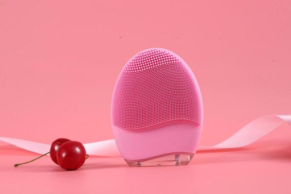 潔面儀是毛刷的好還是硅膠的好 潔面儀所有人都可以使用嗎 潔面儀是毛刷的好還是硅膠的好 潔面儀所有人都可以使用嗎