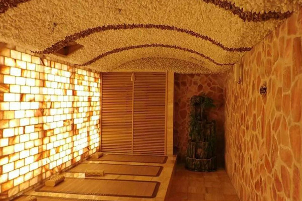 汗蒸時可以玩手機嗎 汗蒸時玩手機有什么壞處 汗蒸時可以玩手機嗎 汗蒸時玩手機有什么壞處