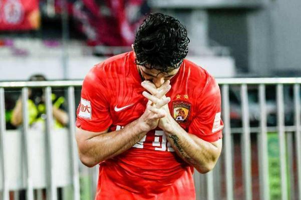 國(guó)足入籍球員是什么意思 洛國(guó)富發(fā)文告別廣州隊(duì)