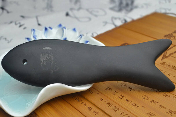 刮痧出紅色的斑點痧是什么原因 刮痧是毛細血管破裂嗎