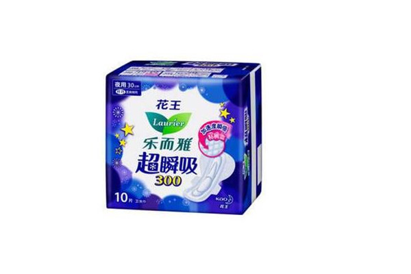 樂而雅衛(wèi)生巾有熒光嗎 樂而雅衛(wèi)生巾是哪個(gè)國家的品牌