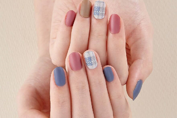 光療美甲燈多少瓦最合適 光療美甲要照幾分鐘才干 光療美甲燈多少瓦最合適 光療美甲要照幾分鐘才干