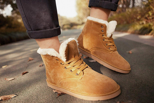 雪地靴能不能水洗 雪地靴能不能用洗衣機(jī)洗 雪地靴能不能水洗 雪地靴能不能用洗衣機(jī)洗