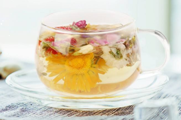 桃花茶可以空腹喝嗎 桃花茶可以天天喝嗎 桃花茶可以空腹喝嗎 桃花茶可以天天喝嗎