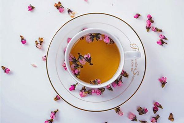 桃花茶多久喝一次 桃花茶什么時(shí)候喝最好 桃花茶多久喝一次 桃花茶什么時(shí)候喝最好