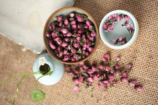 桃花茶的營養(yǎng)成分 桃花茶能加蜂蜜嗎 桃花茶的營養(yǎng)成分 桃花茶能加蜂蜜嗎