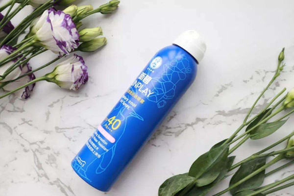 防曬噴霧對皮膚有傷害嗎 防曬噴霧含有酒精嗎 防曬噴霧對皮膚有傷害嗎 防曬噴霧含有酒精嗎