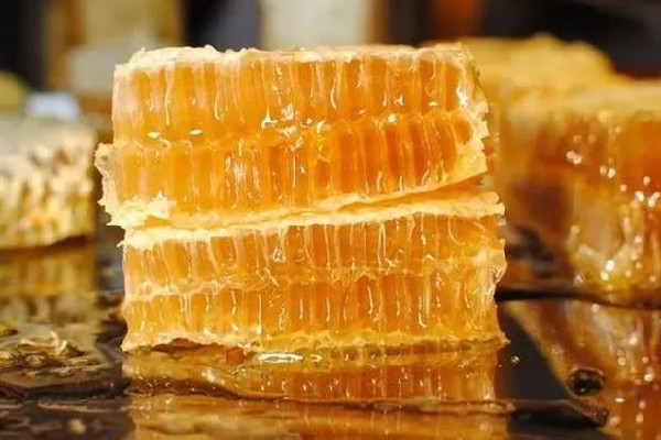 蜂蜜真假鑒別方法 蜂蜜假的能吃嗎 蜂蜜真假鑒別方法 蜂蜜假的能吃嗎