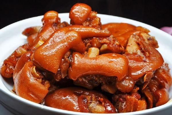 豬蹄可以美容養(yǎng)顏嗎 豬蹄對傷口愈合有用嗎 豬蹄可以美容養(yǎng)顏嗎 豬蹄對傷口愈合有用嗎