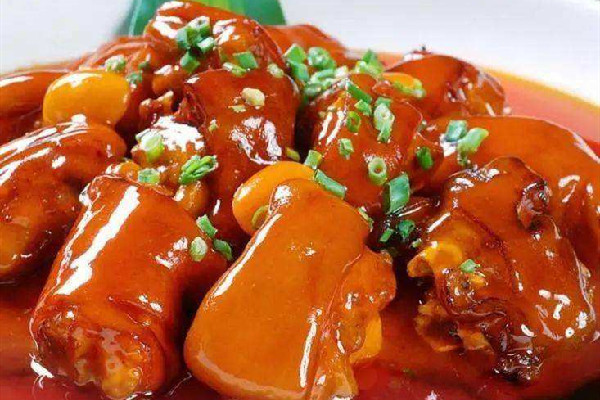 豬蹄可以美容養(yǎng)顏嗎 豬蹄對傷口愈合有用嗎 豬蹄可以美容養(yǎng)顏嗎 豬蹄對傷口愈合有用嗎