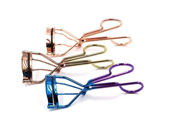 睫毛夾有什么作用 睫毛夾如何使用 睫毛夾有什么作用 睫毛夾如何使用