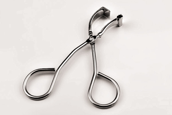 睫毛夾可以保持多久 睫毛夾有必要買嗎 睫毛夾可以保持多久 睫毛夾有必要買嗎