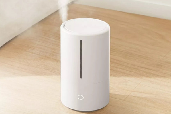 加濕器能加涼白開水嗎 放加濕器好還是放盆水好 加濕器能加涼白開水嗎 放加濕器好還是放盆水好