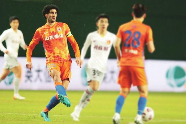 中超是什么比賽 山東泰山隊時隔11年再奪中超冠軍