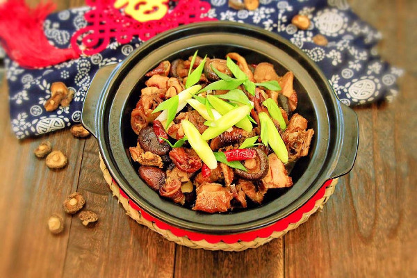 臘雞放多少鹽合適 臘雞腌制幾天可以晾曬 臘雞放多少鹽合適 臘雞腌制幾天可以晾曬