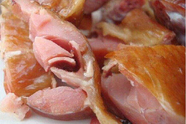 臘雞用高壓鍋壓多久 臘雞可以燉蘿卜嗎 臘雞用高壓鍋壓多久 臘雞可以燉蘿卜嗎