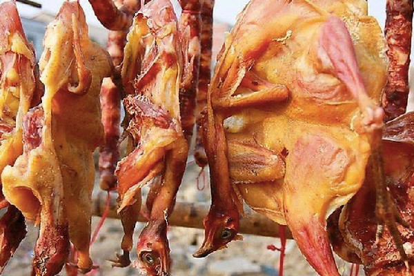 臘雞是曬干還是風(fēng)干 臘雞要曬幾天 臘雞是曬干還是風(fēng)干 臘雞要曬幾天