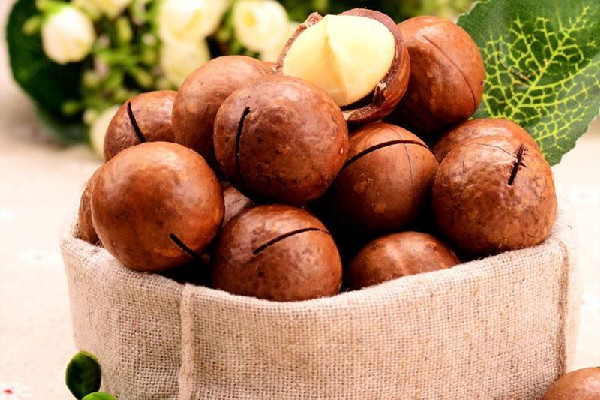 夏威夷果的奶香味是天然的嗎 夏威夷果什么味道好吃 夏威夷果的奶香味是天然的嗎 夏威夷果什么味道好吃