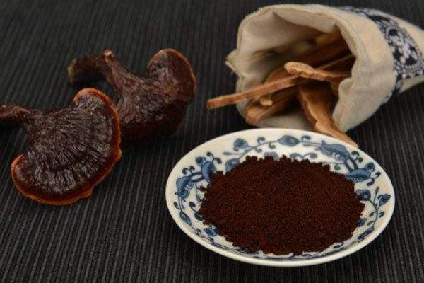 靈芝孢子粉的功效與作用 靈芝孢子粉的正確吃法 靈芝孢子粉的功效與作用 靈芝孢子粉的正確吃法