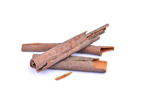 桂皮可以泡水喝嗎 桂皮泡水喝有什么作用 桂皮可以泡水喝嗎 桂皮泡水喝有什么作用