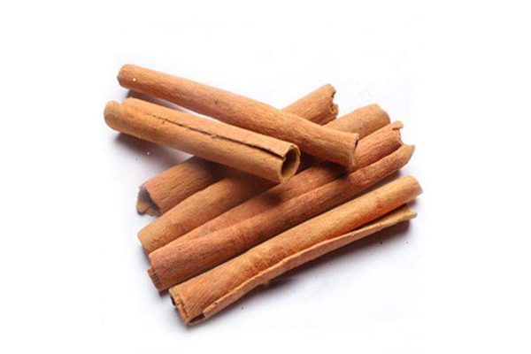 桂皮能不能泡腳 桂皮泡腳有什么功效 桂皮能不能泡腳 桂皮泡腳有什么功效