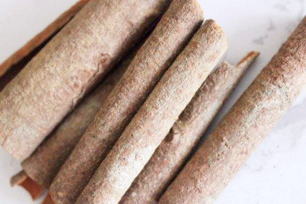 桂皮發(fā)霉了還能用嗎 桂皮放久了還能用嗎 桂皮發(fā)霉了還能用嗎 桂皮放久了還能用嗎