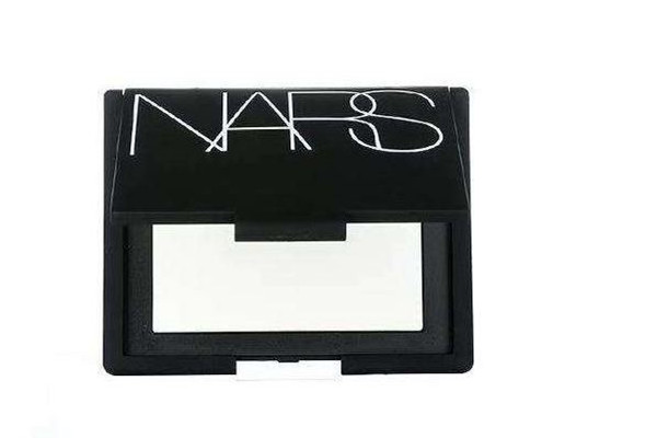 nars大白餅是定妝還是補妝 nars大白餅是散粉嗎