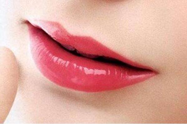 紋唇會(huì)結(jié)痂嗎 紋唇會(huì)留疤痕嗎 紋唇會(huì)結(jié)痂嗎 紋唇會(huì)留疤痕嗎