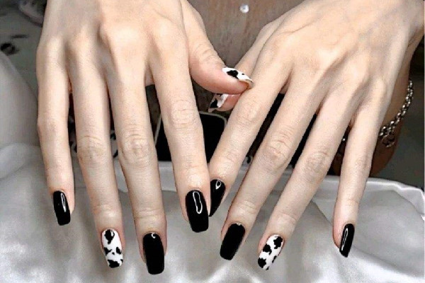 穿戴甲數(shù)字在上還是在下 穿戴甲數(shù)字朝哪 穿戴甲數(shù)字在上還是在下 穿戴甲數(shù)字朝哪