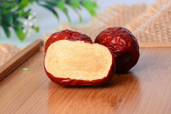 西域美農(nóng)紅棗可以多吃嗎 西域美農(nóng)紅棗吃多了會(huì)怎么樣 西域美農(nóng)紅棗可以多吃嗎 西域美農(nóng)紅棗吃多了會(huì)怎么樣