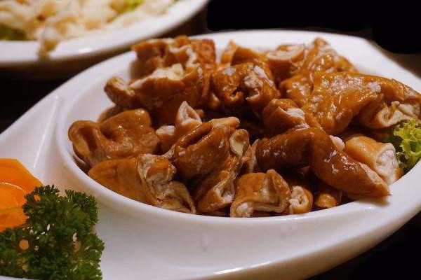 肥腸嘌呤高嗎 肥腸不適合什么人吃 肥腸嘌呤高嗎 肥腸不適合什么人吃