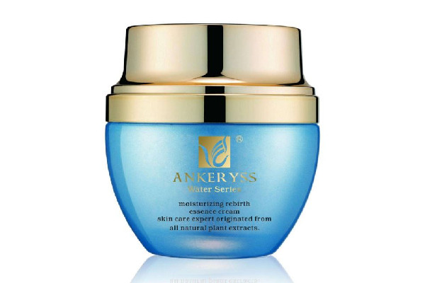 精華霜有補(bǔ)水效果嗎 精華霜的作用和功效 精華霜有補(bǔ)水效果嗎 精華霜的作用和功效